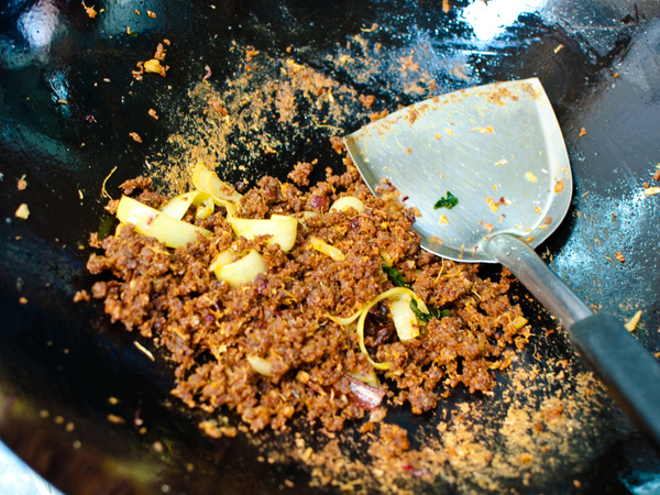 Stir fried curry paste